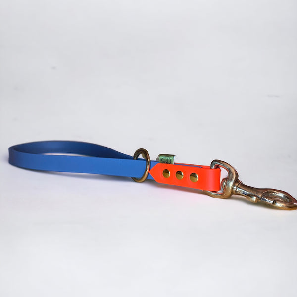 biothane traffic lead in petrol blue and neon orange BioThane with brass snap hook