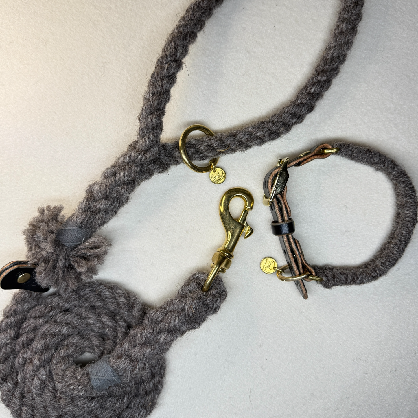 brampton wool rope dog lead and dog collar on a light woollen background