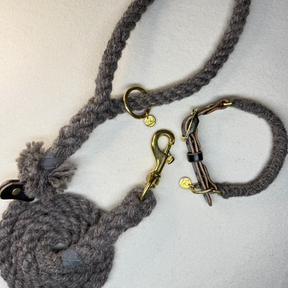 brampton wool rope dog lead and dog collar on a light woollen background