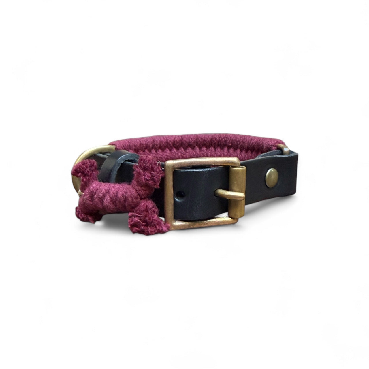 Burgundy Mill – Burgundy Handmade Leather Woven Dog Collar - Green Dog