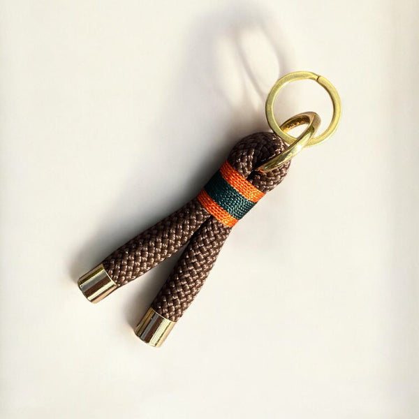 Life Like Charlie's Greenwich Yarn Nala Tribe Keycahin