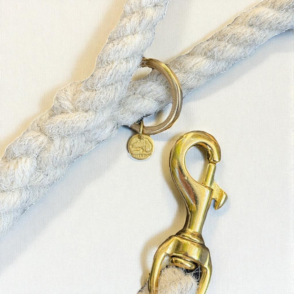 The Swaledale – Handmade British Wool Dog Lead - Green Dog