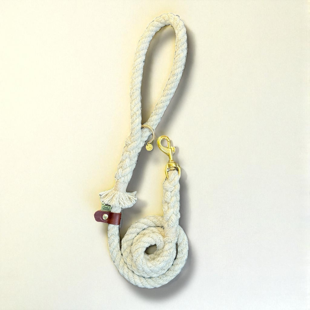 The Swaledale – Handmade British Wool Dog Lead - Green Dog