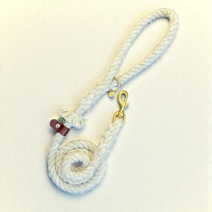 The Swaledale – Handmade British Wool Dog Lead - Green Dog