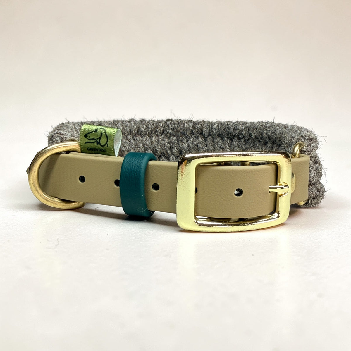 Brampton Hybrid collar showing solid brass roller buckle, beige BioThane strap and teal keeper — grey Brampton wool weave body, handmade in Oxford by Green Dog